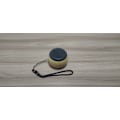 Miniatyrbillede 4 af 4: Mini Bærbar Bluetooth-højttaler med Trækorn - Brun