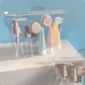Miniatyrbild 3 av 4: Set med reseflaskor, burkar och tillbehör 11 delar