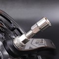 Miniatyrbild 3 av 5: Uppgraderad vevdragare + lock + skiftnyckelset