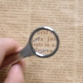 Pikkukuva 6 / 8: Suurennuslasi pinseteillä 10X suurennus