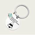 Miniatyrbillede 2 af 3: Christmas Tree Bell Keychain - Festlig julegave model 1