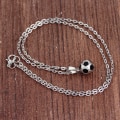 Miniatyrbild 5 av 5: Halsband med fotbollshänge Silver