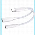 Pikkukuva 2 / 4: AA10-B2P15 USB-C - 3,5 mm -sovitin PD-latauksella