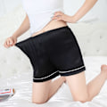 Miniatyrbild 5 av 6: Loungeshorts i 100 % mullbärssilke L