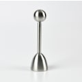 Miniatyrbild 6 av 7: INF Äggknäckare som kapar toppen på äggskalet Silver