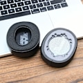 Miniatyrbillede 3 af 7: Premium Sort Læder & Mesh Ørepuder til JBL LIVE500BTNC