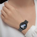 Pikkukuva 7 / 11: Tyylikäs ruostumattomasta teräksestä valmistettu ranneke Samsung Galaxy Watch 7/FE:lle Musta