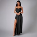 Miniatyrbillede 2 af 7: Elegant Sort Maxi-Kjole med Åben Ryg L
