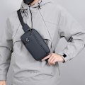 Pikkukuva 4 / 5: Tyylikäs ja käytännöllinen Crossbody laukku Musta