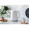 Miniatyrbild 2 av 3: Russell Hobbs Vattenkokare 2605070 Honeycomb Kettle White