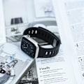 Miniatyrbillede 6 af 7: Magnetisk silikonearmbånd til Apple Watch - Sort/Orange (38/40/41mm) Orange