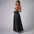 Miniatyrbillede 4 af 7: Elegant Sort Maxi-Kjole med Åben Ryg XL