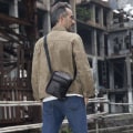 Miniatyrbild 3 av 3: Crossbody Väska i Äkta Läder Svart