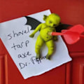 Miniatyrbild 3 av 5: Dart Devil Magnetisk dörrdekoration Halloween Dart Hängande prydnad Staty Game Room Grön