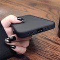 Miniatyrbillede 7 af 8: Matt Telefonetui Præcis Hulposition Stødtæt Transparent Telefonskærm til IPhone Sort til IPhone 11
