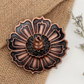Miniatyrbillede 4 af 8: Mini Kobberlegering Blomform Røgelsespinde Stativ Baseholder Hjem Dekoration (Rød Bronze)