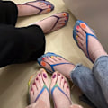 Miniatyrbillede 5 af 7: 5 par strømper med manikyrtryk flip flop strømper 3D mønster strømper Casual personlige flip flop strømper lavskårne ankel strømper