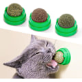 Miniatyrbild 1 av 5: 3 Silvervine Catnip Bollar, ätbara kattleksaker för katter att slicka
