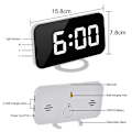 Miniatyrbild 4 av 5: Digital väckarklocka, väckarklockor för sovrum, stor display spegelyta väckarklocka med USB-laddare 12/24H, automatisk dimmerläge, för kontor sovrum