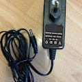 Miniatyrbild 2 av 5: 8.4V 1A intelligent laddare för 7.4V 7.2V Li-ion Li-po batteri Auto-stop