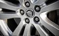 Pikkukuva 2 / 4: Pyörän navat Jaguar Xj Xf Xk X-type - 4 kpl - Rengaskapselit