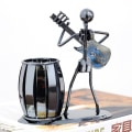 Miniatyrbilde 2 av 4: 1 stk musikk jernmann band blyant holder metall håndverk skrivebord