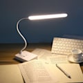Pikkukuva 5 / 5: Valkoinen USB-ladattava 1200mAh akkukäyttöinen langaton LED-pöytävalaisin