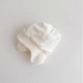 Pikkukuva 4 / 5: Tyylikkäät vauvan korvia suojaavat pipot liukumattomalla muotoilulla, unisex vauvan talvihattu korvasuojilla, pehmeät taaperon pipot, valkoinen White
