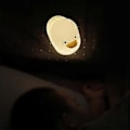 Miniatyrbillede 4 af 5: LED And Natlampe, Sød And Silikone Natlampe til Børneværelse, Genopladelig Bordlampe Sengelampe med Touch Sensor til Kvinder Soveværelse, Stue