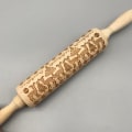 Miniatyrbilde 5 av 5: Juleembosserte rullenåler og treembosserte rullenåler
