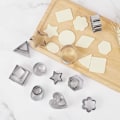 Miniatyrbillede 4 af 5: Sæt med 30 småkageforme (geometri), småkageforme i rustfrit stål