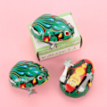 Miniatyrbillede 3 af 5: Tinplate Frø Hoppende Frø Urværk Børn Baby Legetøj Klassisk 80'erne