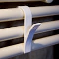 Miniatyrbillede 2 af 2: Universal Håndklæde Radiator Krog - Plastik, Hvid