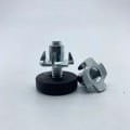Miniatyrbilde 3 av 5: 4X Møbelben skruer M6x22 + 4X Klo-muttere M6 justerbar End c
