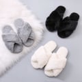 Miniatyrbillede 2 af 5: Varme Fluffy Tøfler Kvinder Plys Tøfler Komfortable Faux Fur Cross Indendørs Gulv Tøfler Flad Blød Pels Sko Damer Kvinder..