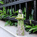 Miniatyrbillede 2 af 5: Fe-havefigur med fuglefoderstatue skulptur græsplænedekoration