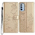 Miniatyrbillede 1 af 5: Sommerfugl og Blomster Etui til Motorola Moto G52 Gold