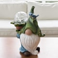 Miniatyrbillede 3 af 5: Havefigur af havenisse - Resin-nissefigur, der bærer magisk kugle