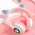 Miniatyrbilde 5 av 5: Gaming Bluetooth 5.0 trådløse hodetelefoner over øret katt LED-lys F