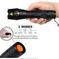 Miniatyrbillede 4 af 5: LED Kraftig LED Lommelygte, IP44 Vandafvisende Zoombar Lommelygte, 3 AA