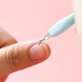 Miniatyrbild 2 av 5: Nagelbandsgaffel, 10 Nagelbandsklippare, Grön Dubbelsidig Nagelbandsgaffel
