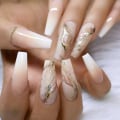 Miniatyrbilde 1 av 5: Marmor Nude Rosa Gradient Gullfolie Lange Falske Negler (24 stk)