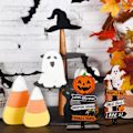 Pikkukuva 3 / 4: 2 kpl Halloween-aiheisia puisia keskipisteitä, puinen keskipiste, kurpitsa