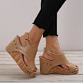 Miniatyrbillede 2 af 3: Kile Dames Chunky Sandaler Tyk Sål Nitte Sandaler.35.Beige