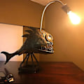 Miniatyrbilde 3 av 5: Anglerfisk Lampe USB Oppladbar Skrivebordslampe Metall Håndlaget Cr