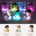 Miniatyrbild 2 av 10: BTS Bangtan Boys LED Night Light Board 7 printed medlemsfoto present till flicka Heminredning Jimin A