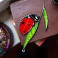 Pikkukuva 3 / 5: Lady Bug Suncatcher lasimaalaukset