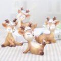 Miniatyrbillede 4 af 4: Rensdyr Elgfigur Hjortefigur Juledyrsfigur Dekorativ figur Julefest dekorationsbord (C)