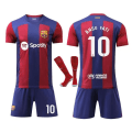 Miniatyrbillede 1 af 2: Den nye 23/24 Barcelona hjemmefodboldtrøje med sokker 10 MESSI 10 MESSI M