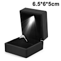 Miniatyrbillede 1 af 4: Led Oplyst Ring Box Ørering Ring Gaveæske Vielsesring Smykker Display